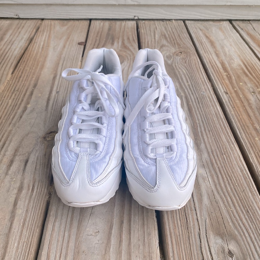 NIKE AIR MAX 95 RECRAFT CASUAL SHOES